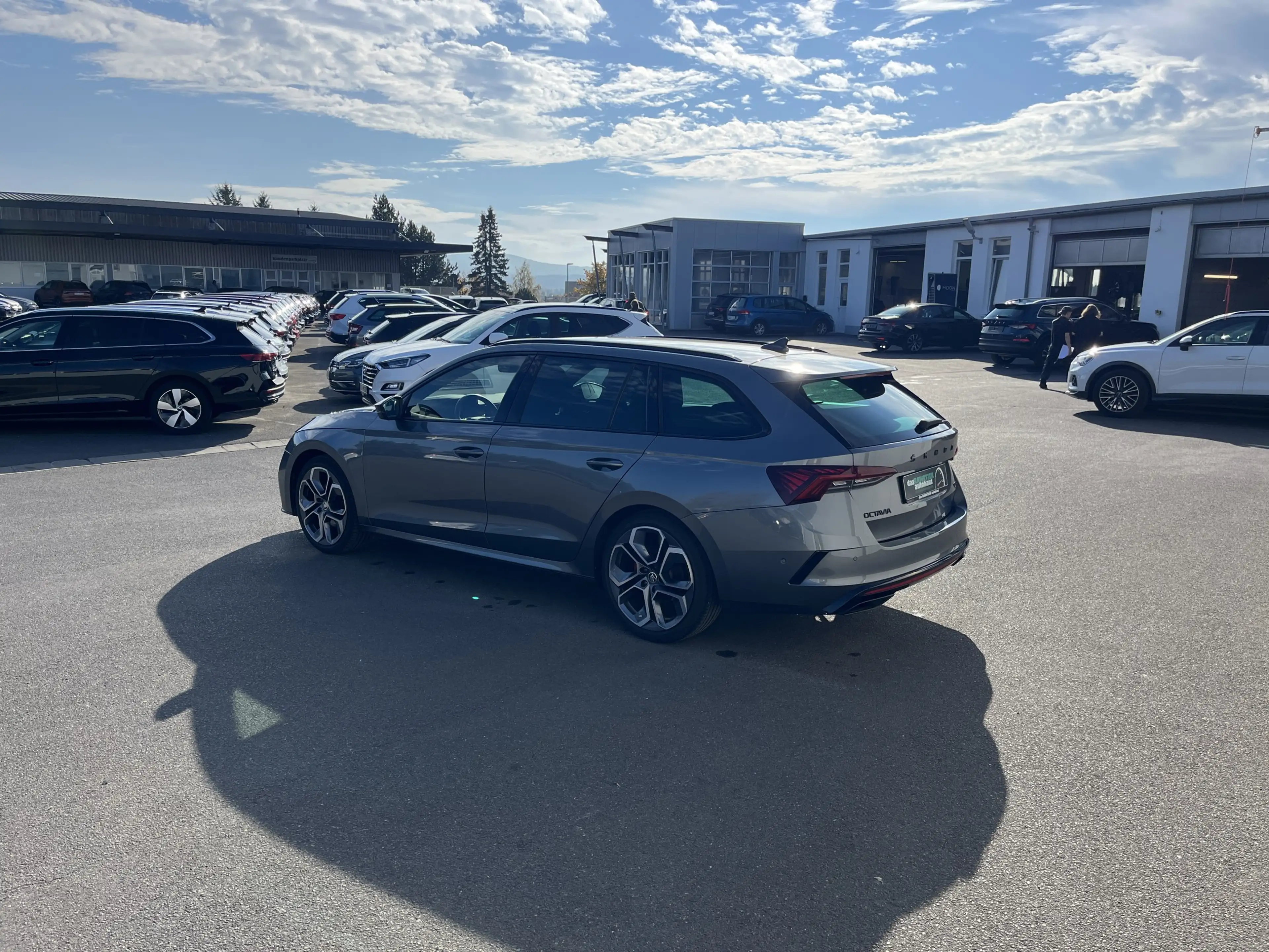 Skoda Octavia Combi 2.0 TDI DSG RS AHK HeadUp Navi ACC RFK 4xSHZ — photo 13