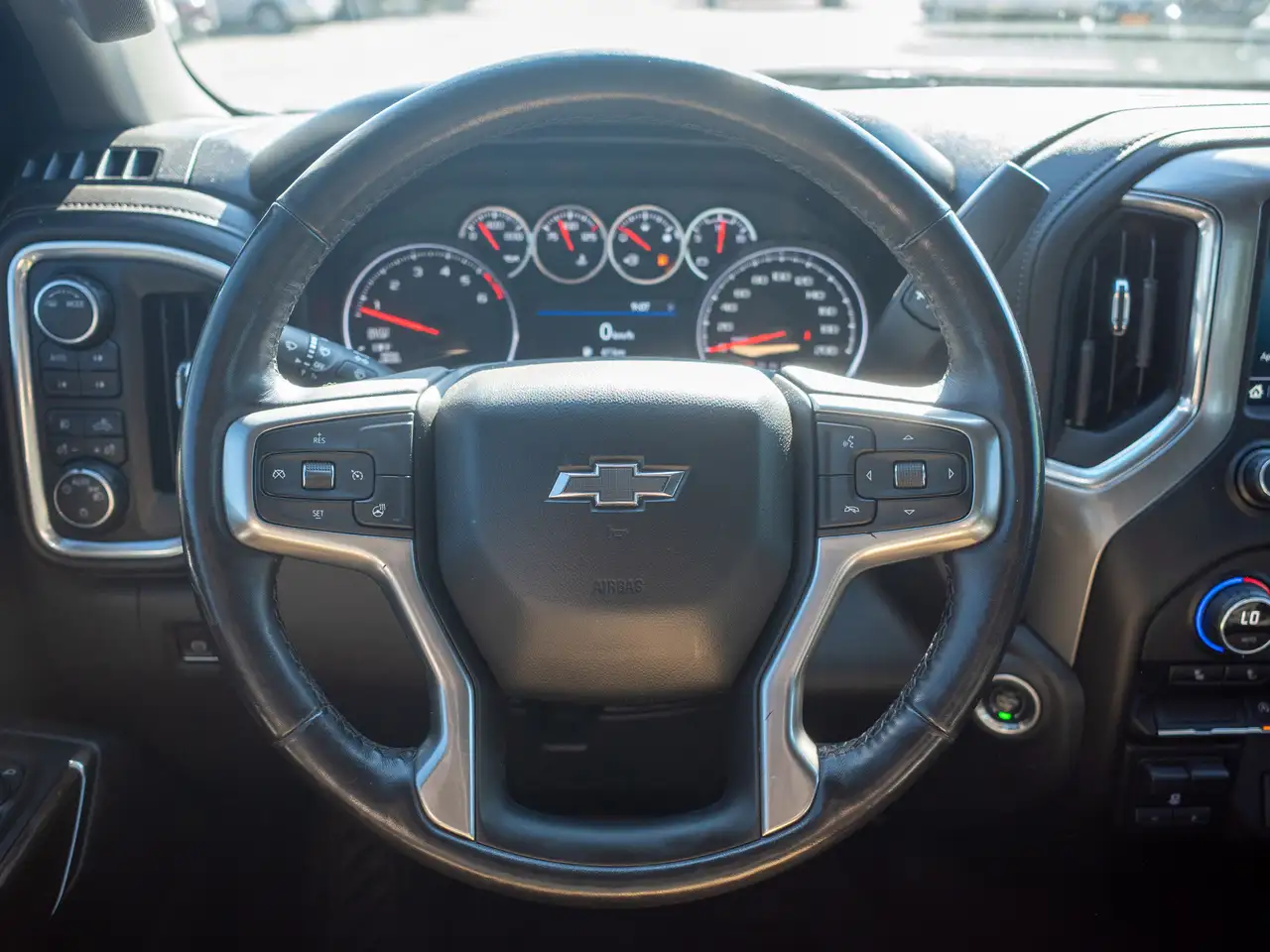 Chevrolet Silverado 1500 снимка Chevrolet Silverado 1500