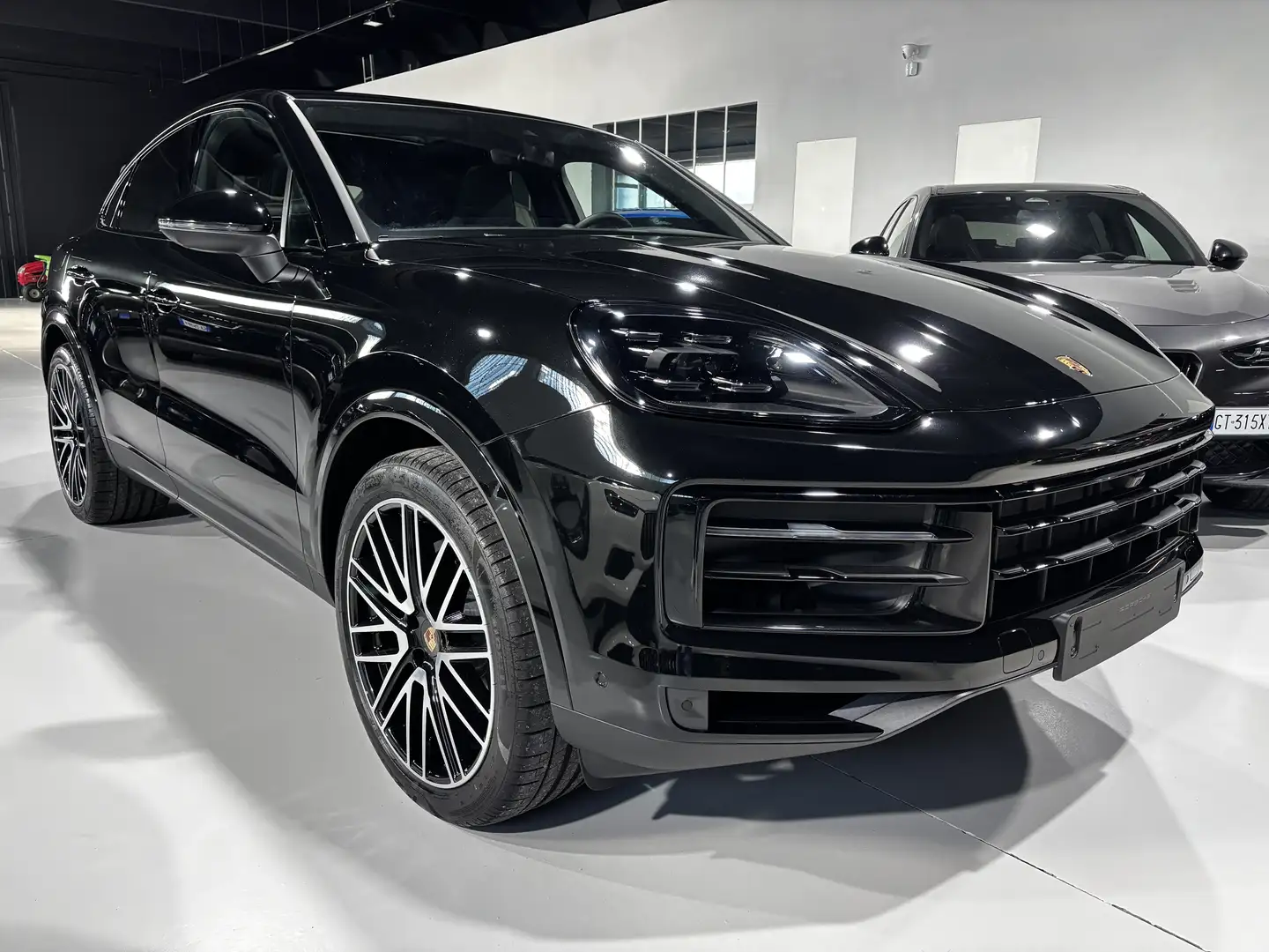 Porsche Cayenne Cayenne Coupe 3.0 5 posti tiptronic Noir - 2