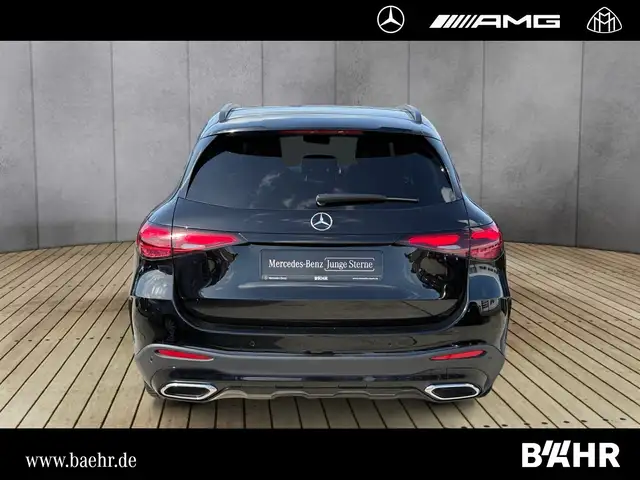 Mercedes-Benz GLC view 8