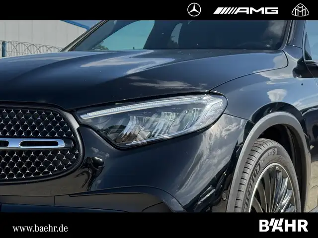 Mercedes-Benz GLC view 16