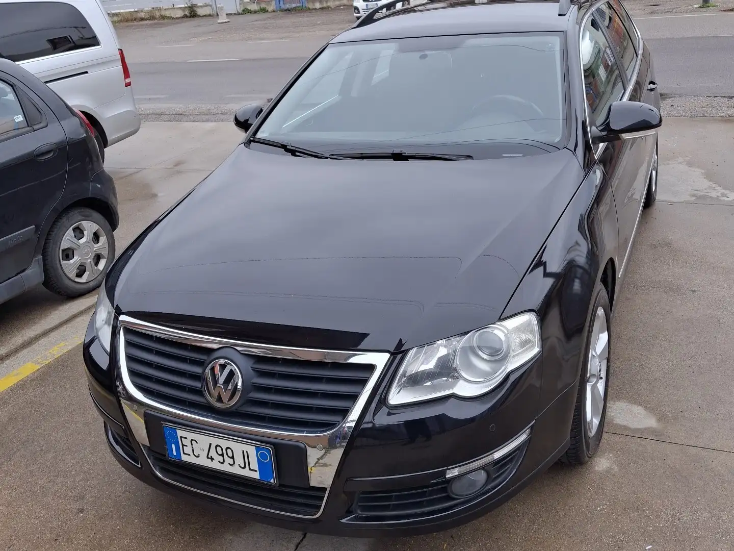 Volkswagen Passat Variant 1.4 tsi Comfortline ecofuel dsg - 2
