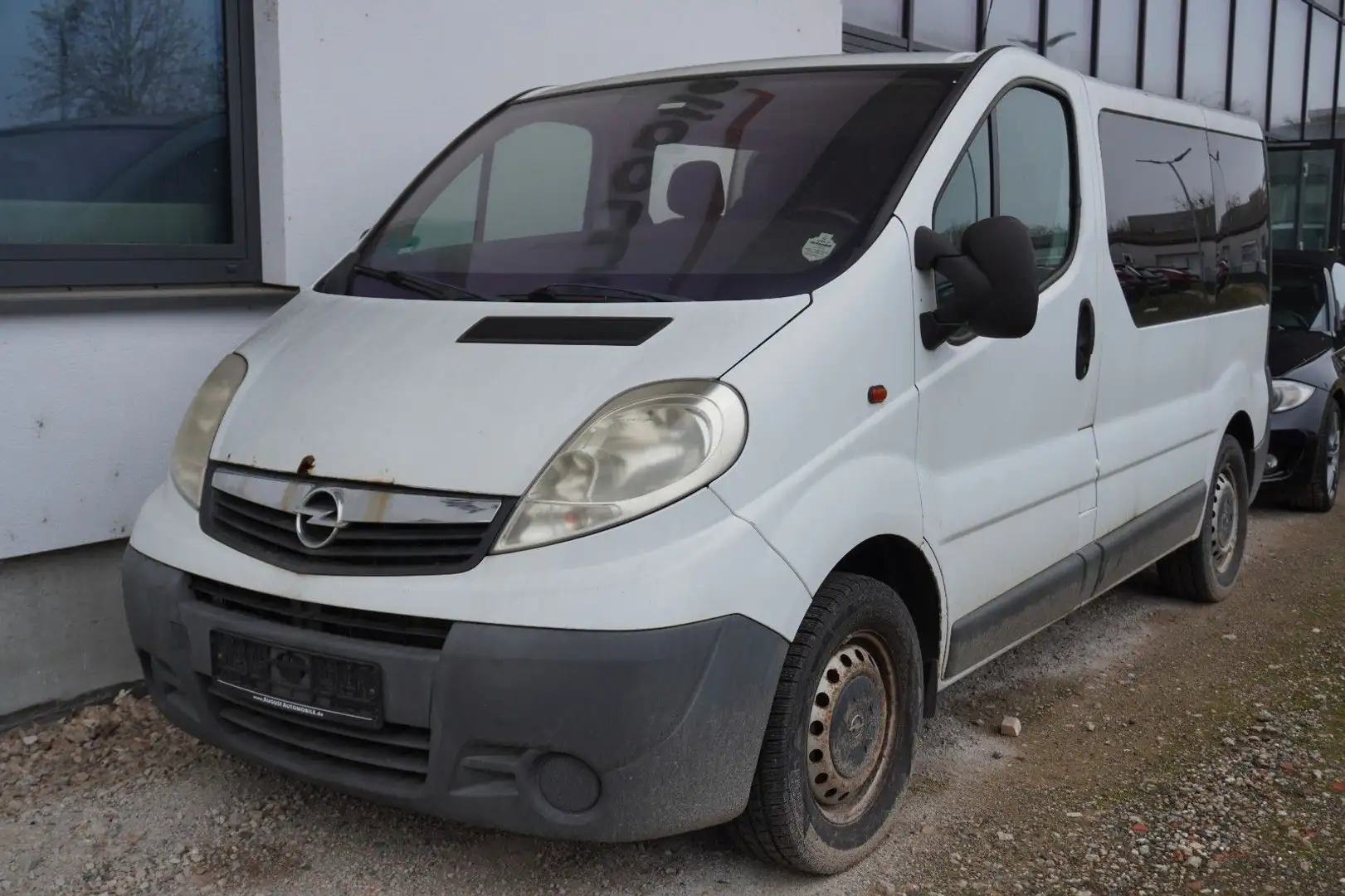 Opel Vivaro Kasten/Kombi Kombi L1H1 2,7t Weiß - 1