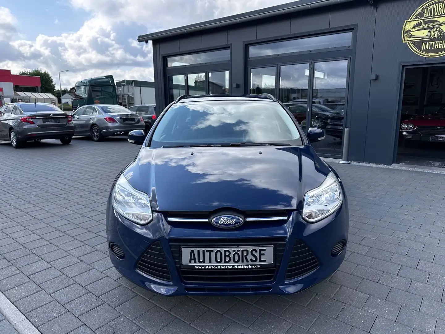 Ford Focus Turnier Trend Blauw - 2