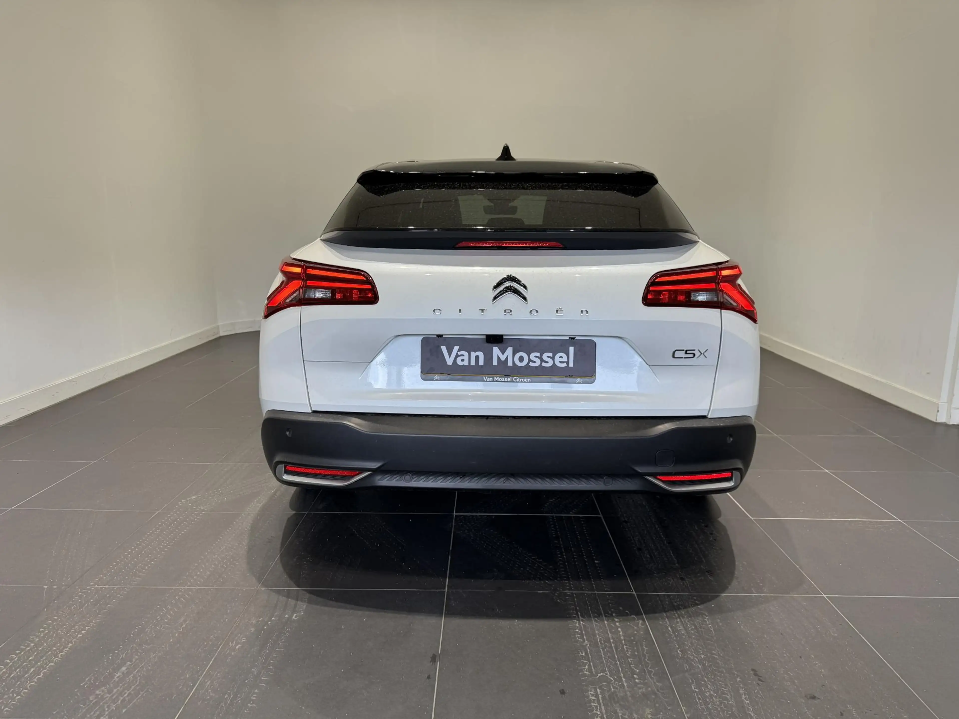 Citroen C5 X 1.6 Plug-in Hybrid Business Plus — photo 5