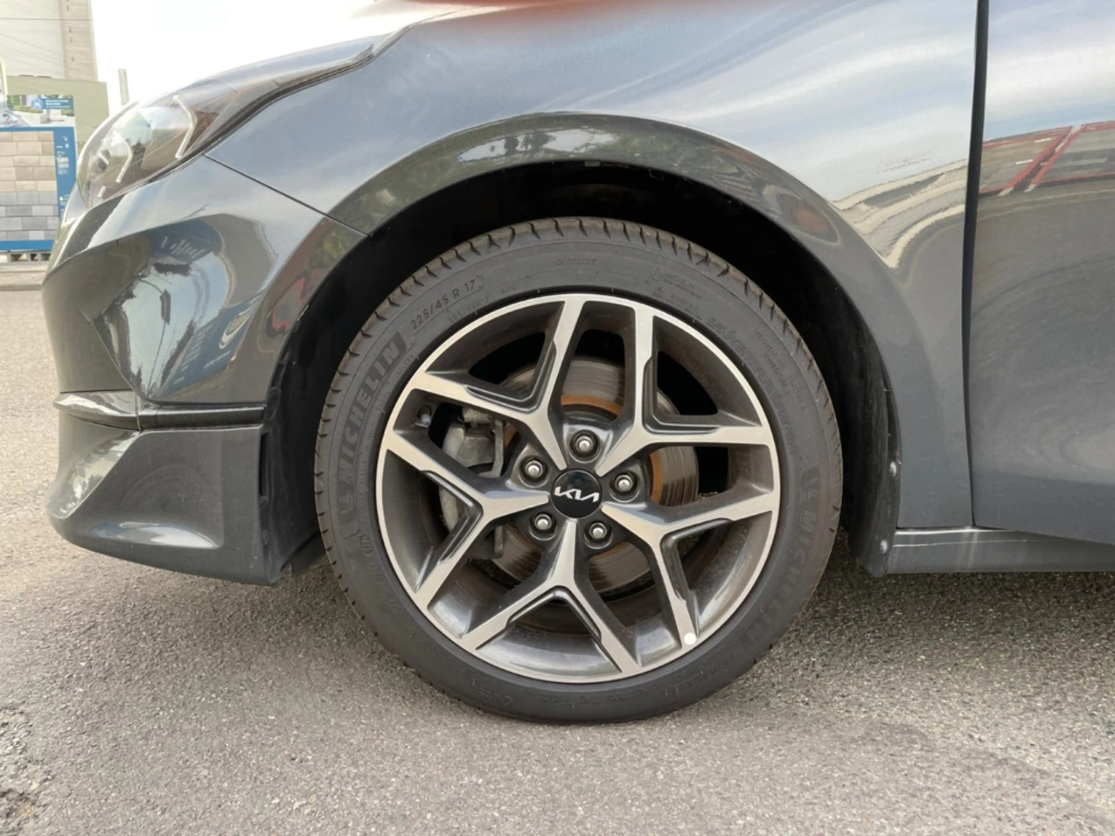 Kia Ceed / cee'd 1.5 Spirit Navi Rückfahrkam. Klimaautom Android Au — photo 14