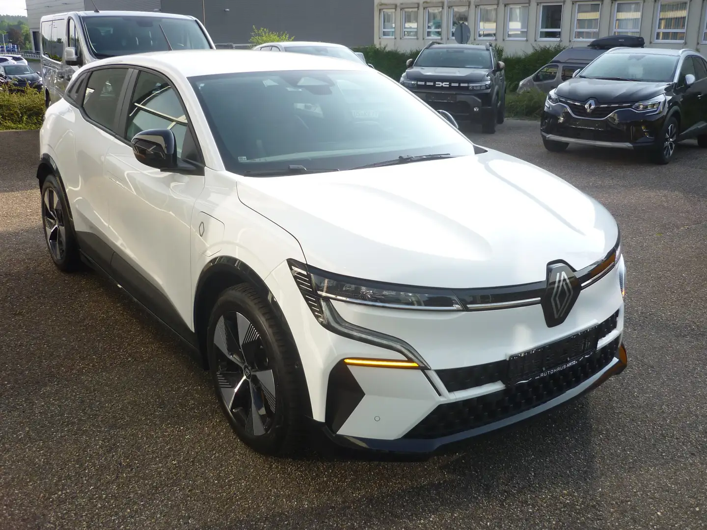 Renault Megane E-Tech EV60 220hp optimum charge Equilibre, Winterpaket Weiß - 2
