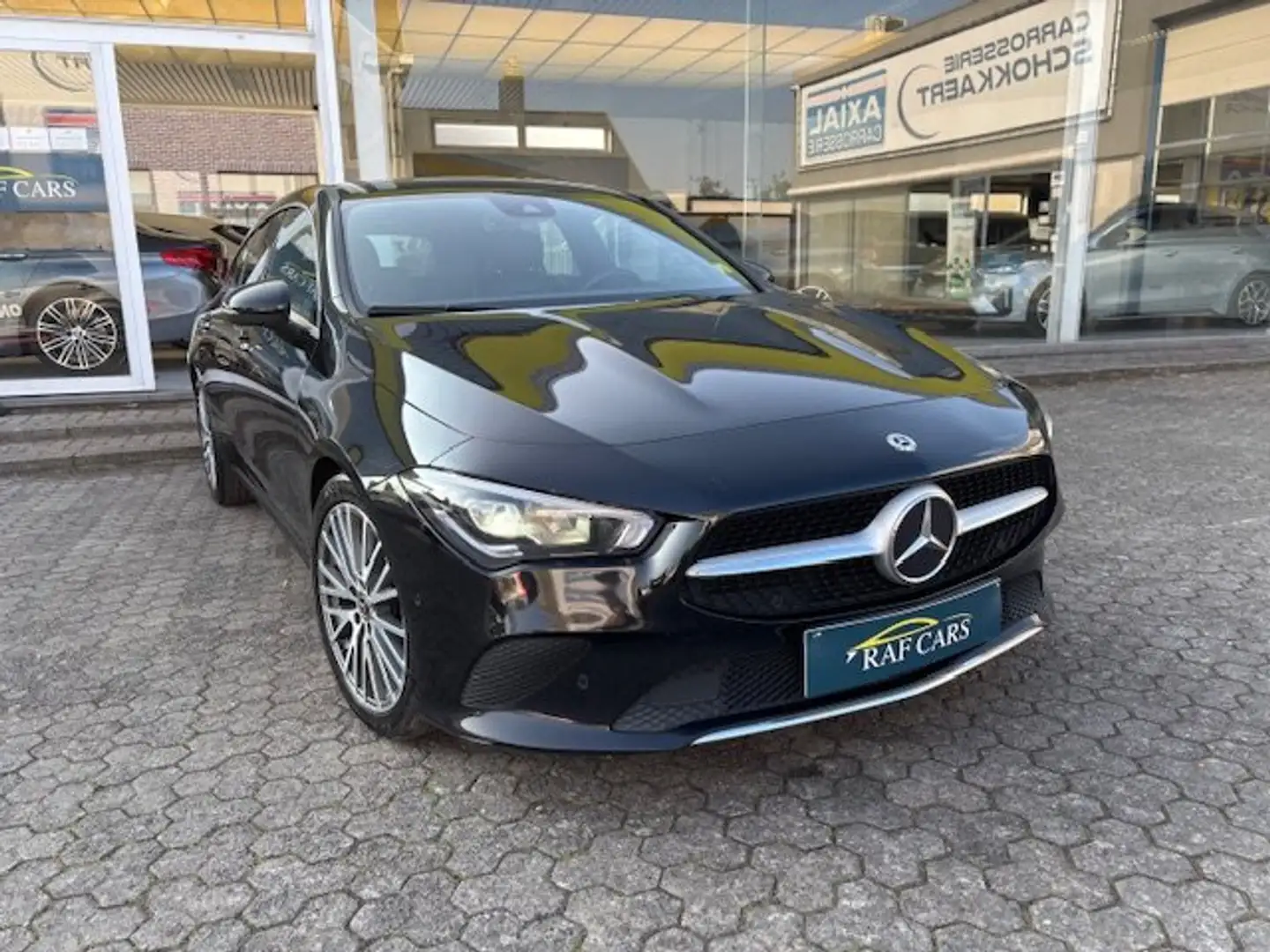 Mercedes-Benz CLA 180 d Shooting Brake // GARANTIE // CARPASS // CAMERA! Zwart - 2