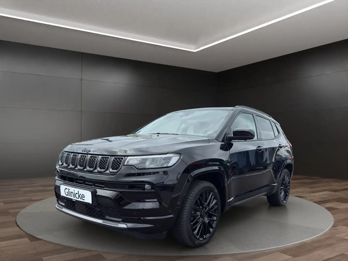 Jeep Compass COMPASS Plug-in-Hybrid PHEV MY22 + S Schwarz - 1