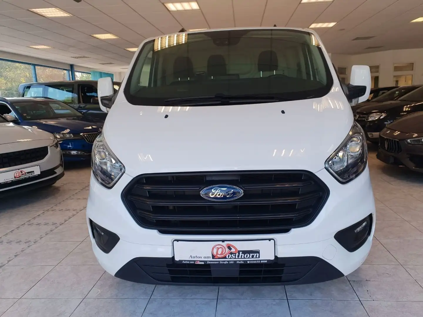 Ford Transit Custom Kasten 300 L2 lang Klima Navi PDC Weiß - 2