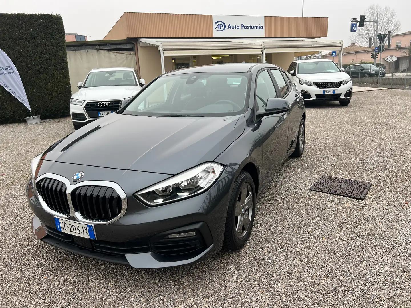 BMW 116 d Business Advantage 1.5Tdi 116Cv Szürke - 2