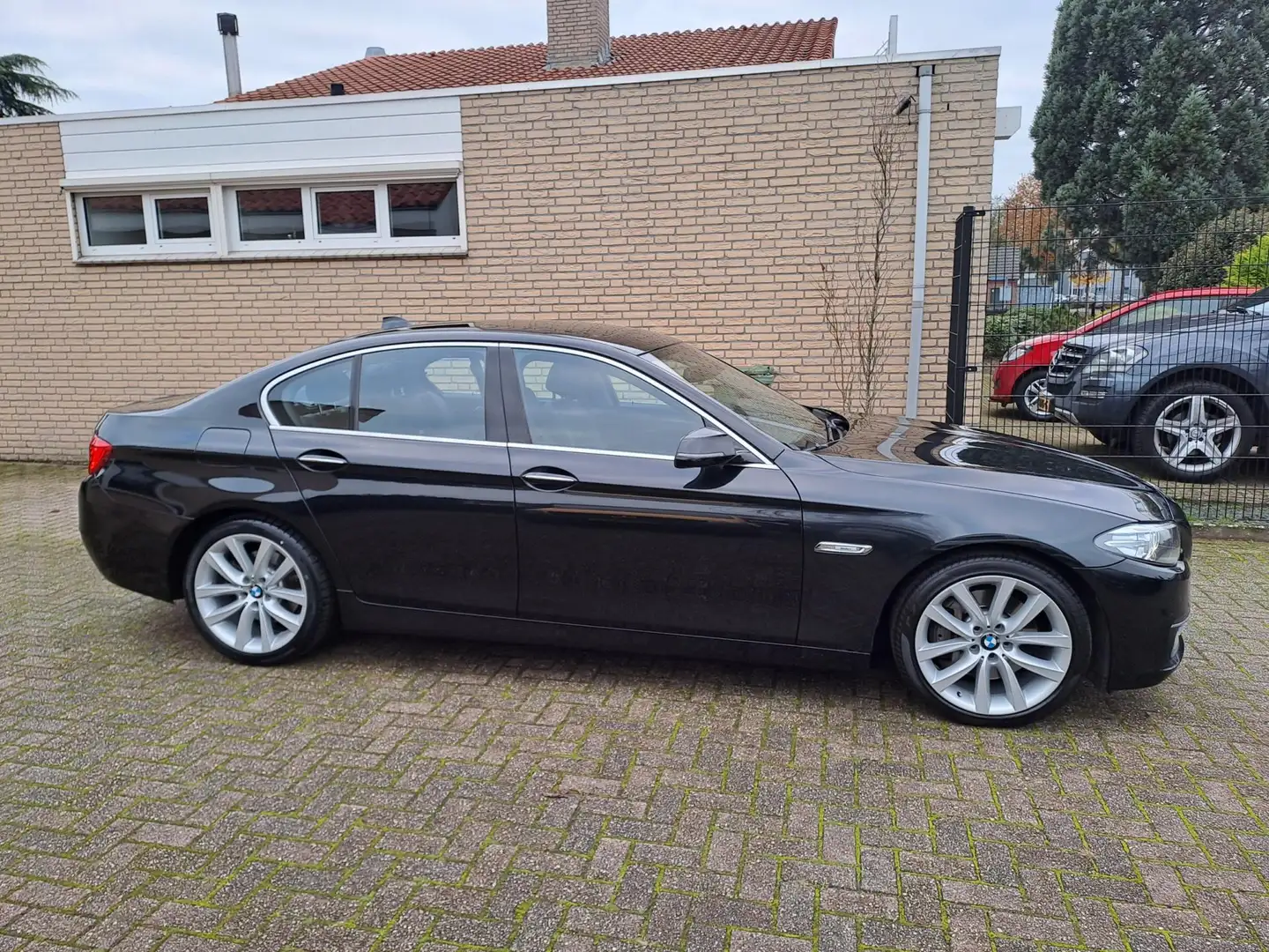 BMW 525 5-serie 525d High Executive Noir - 2