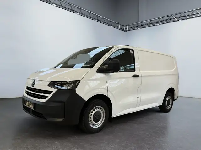Volkswagen Transporter view 2