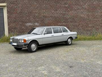 W123 250 Lang Pullman Erstklassiger Zustand