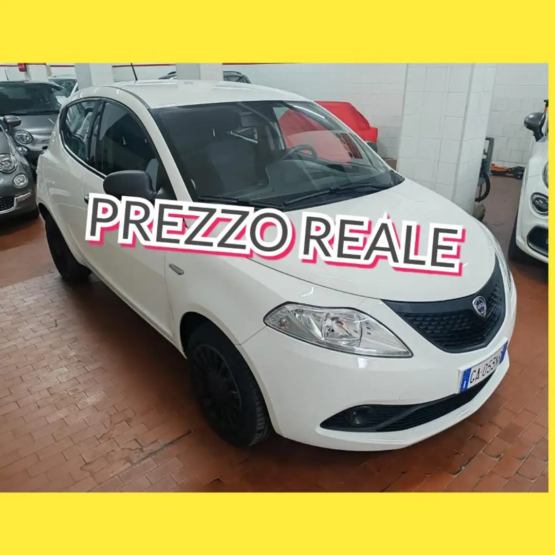 Lancia Ypsilon 1.2 " Elefantino Blu " PREZZO REALE Bianco - 1