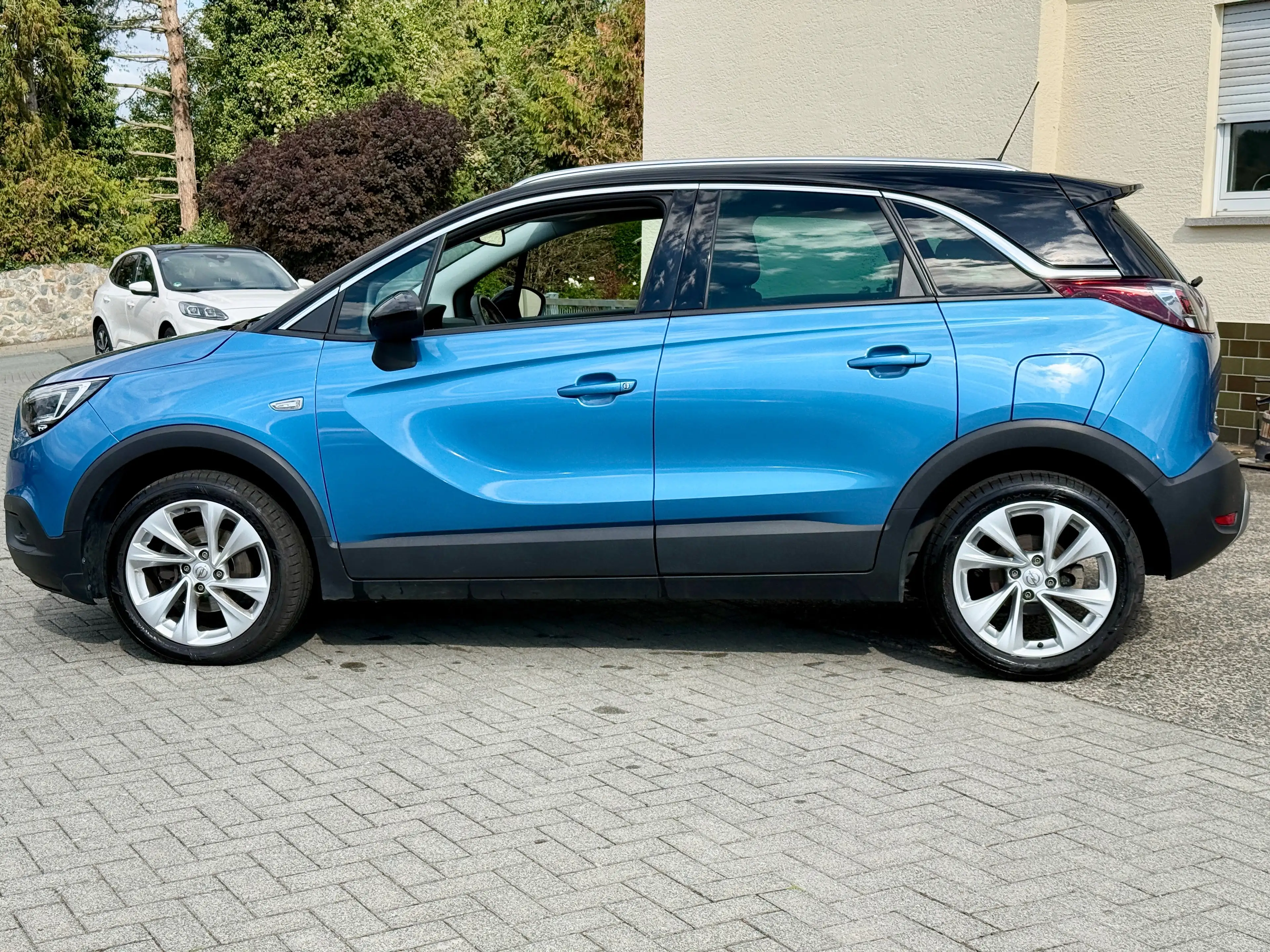 Opel Crossland X Innovation *AUTOMATIK*1.Hand*TÜV+Insp Neu*PDC*KAMERA — photo 3