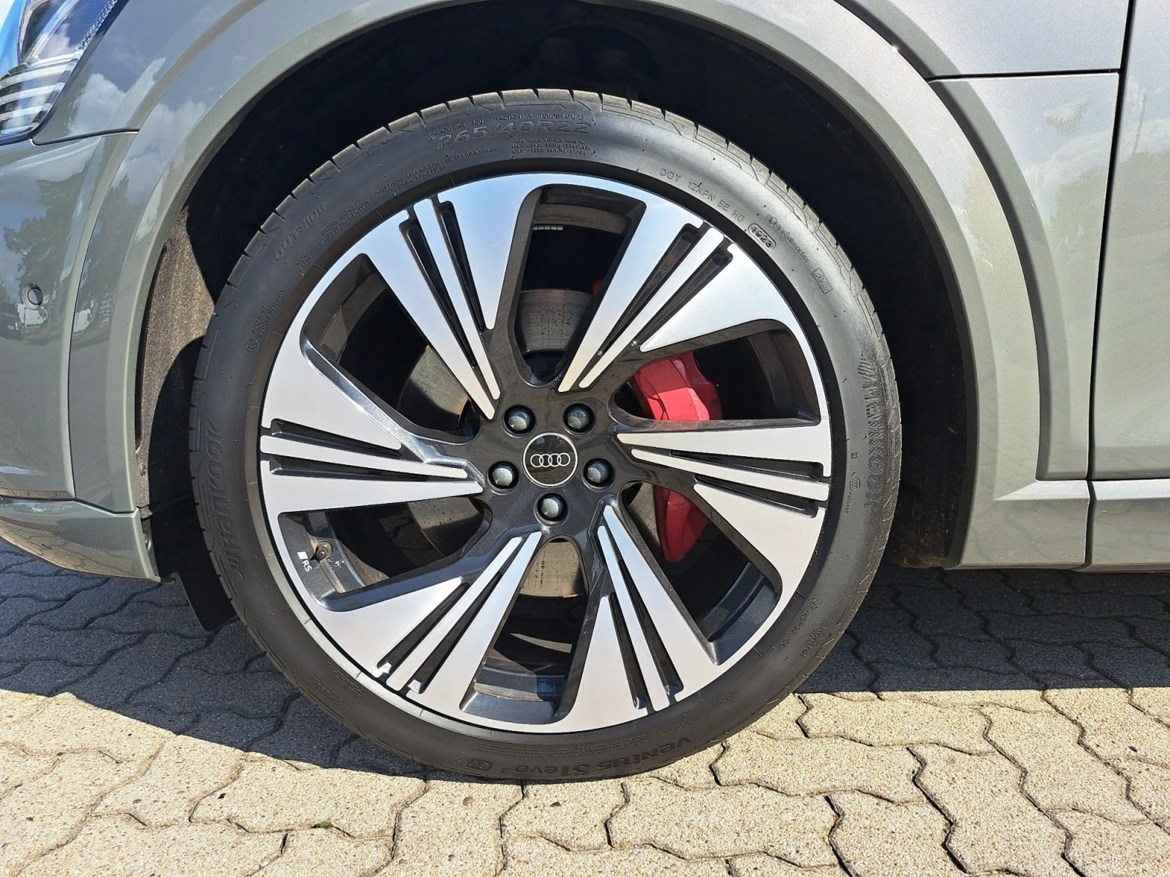 Audi Q8 e-tron Sportback 55 quattro S line MATRIX 4xKAM MEMORY 2 — photo 11