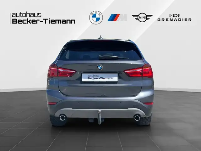 BMW X1 view 5