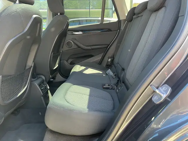 BMW X1 view 15