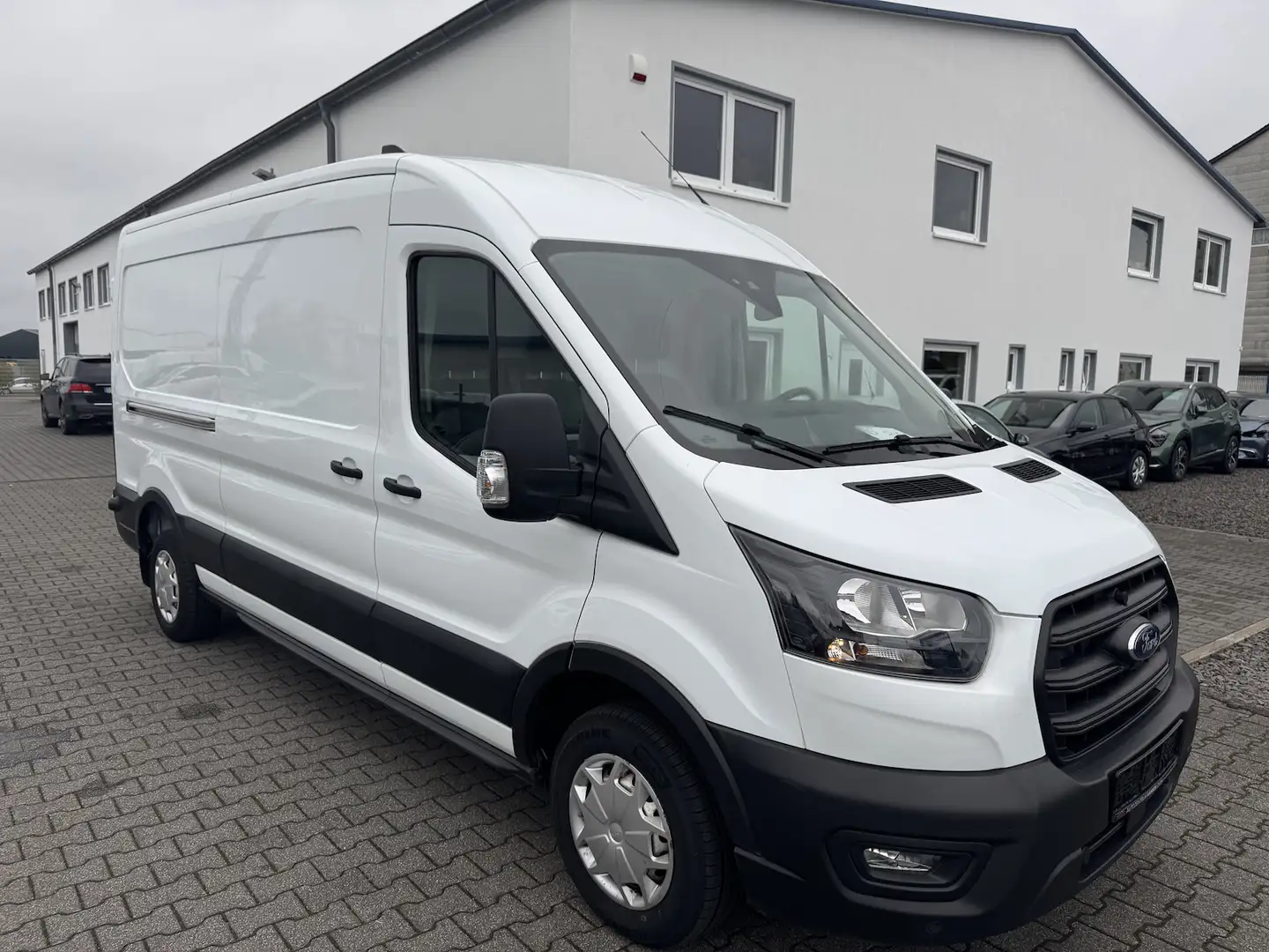 Ford Transit Kasten L3H2 Trend, 2.0 TDCI, Euro 6 Weiß - 2