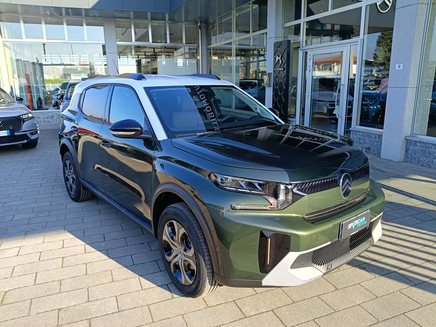 Citroen C3 Aircross Nuova C3 Aircross 1.2 Hybrid 145cv DCS PLUS KM0 Grün - 1