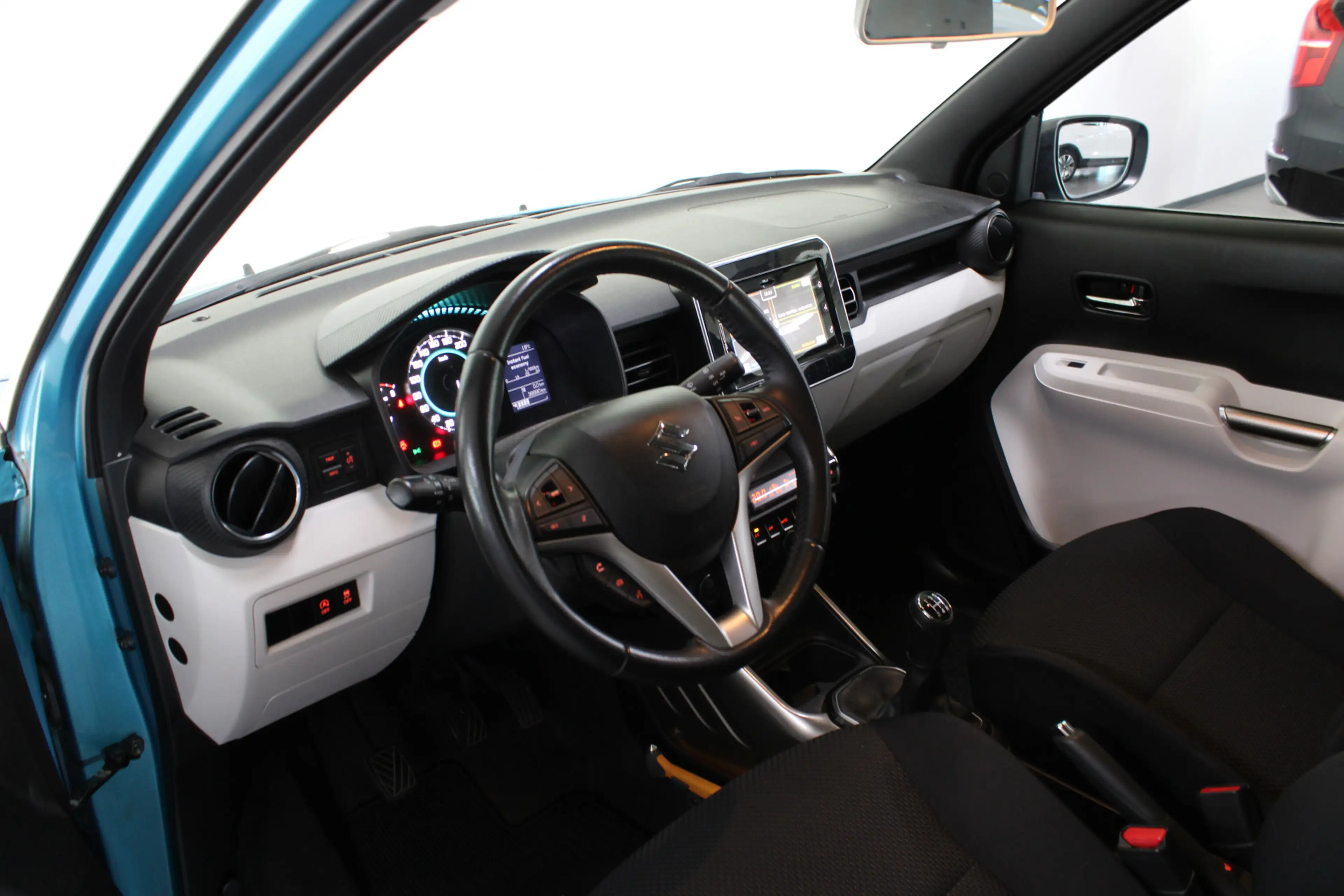 Suzuki Ignis 1.2 Stijl Smart Hybrid / Trekhaak / Camera / Keyle — photo 9