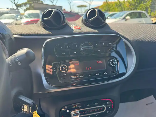 Smart Fortwo view 9