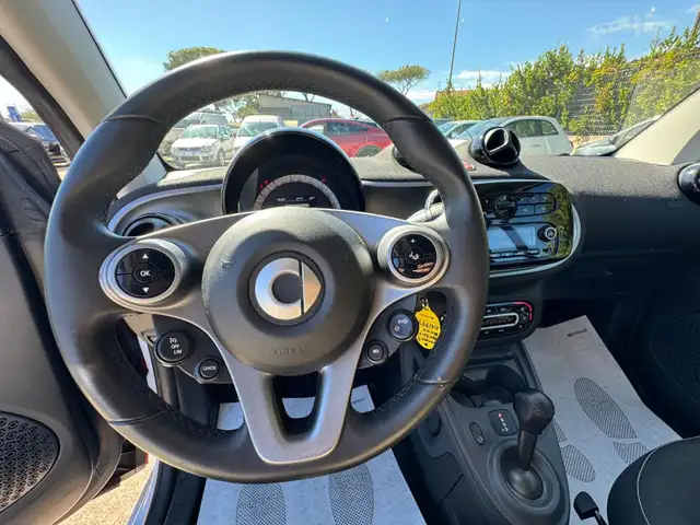 Smart Fortwo view 8