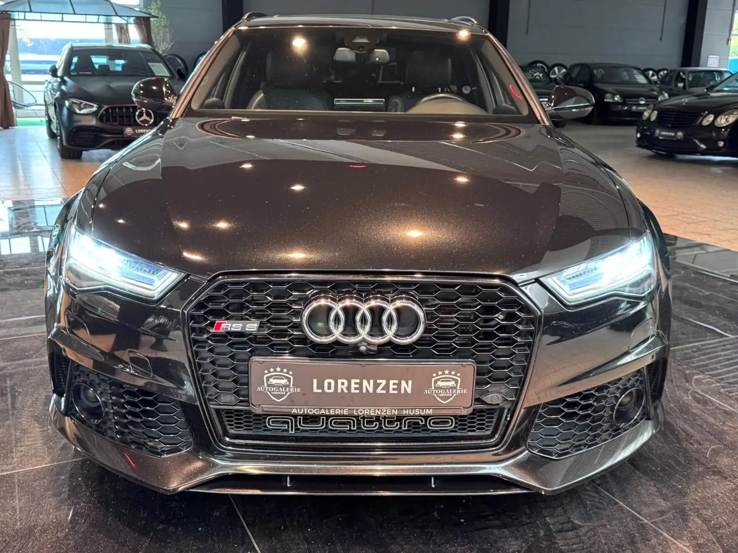 Audi RS6 Avant 4.0 TFSI Pano Bose Matrix DAB Memory Schwarz - 2