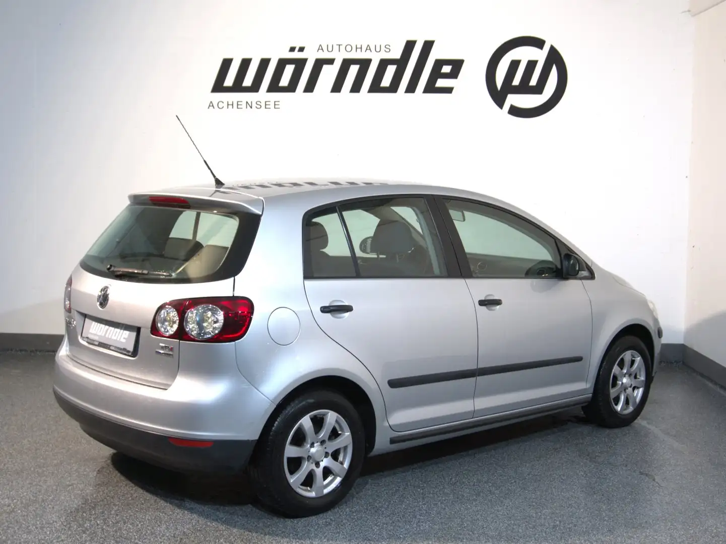 Volkswagen Golf Plus Trendline TDI D-PF Zilver - 2