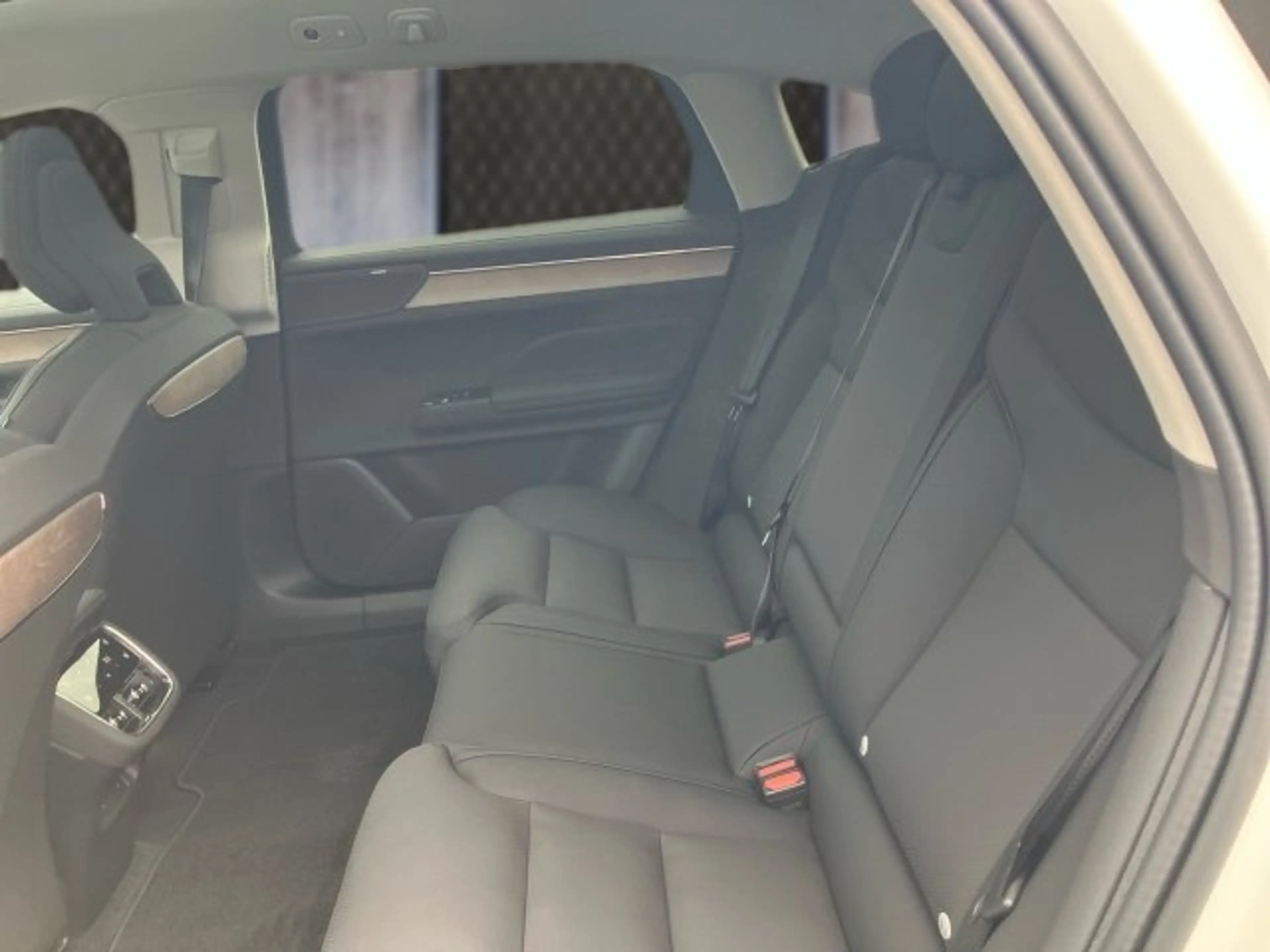 Volvo ES90 Ultra, Single Motor Extended Range, Vollelektrisch — photo 9