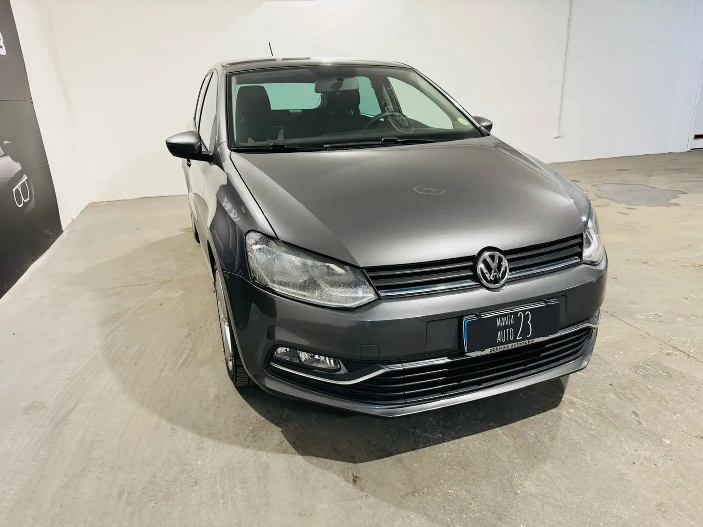 Volkswagen Polo Polo 5p 1.4 tdi*90 CV*NEOPATENTATI* Grijs - 2