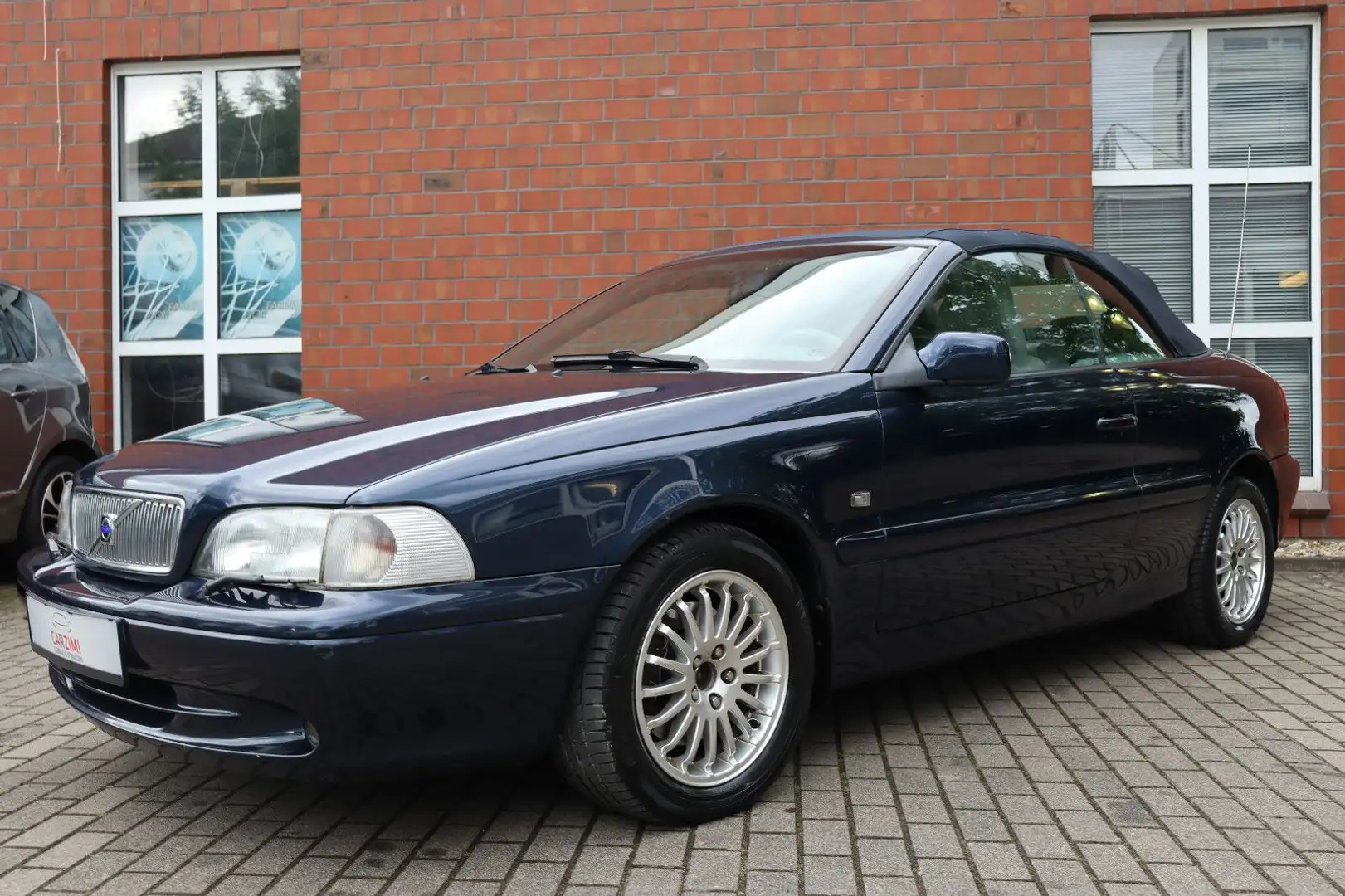 Volvo C70 2.4T Cabriolet Comfort Sitzheizung Automatik Modrá - 2