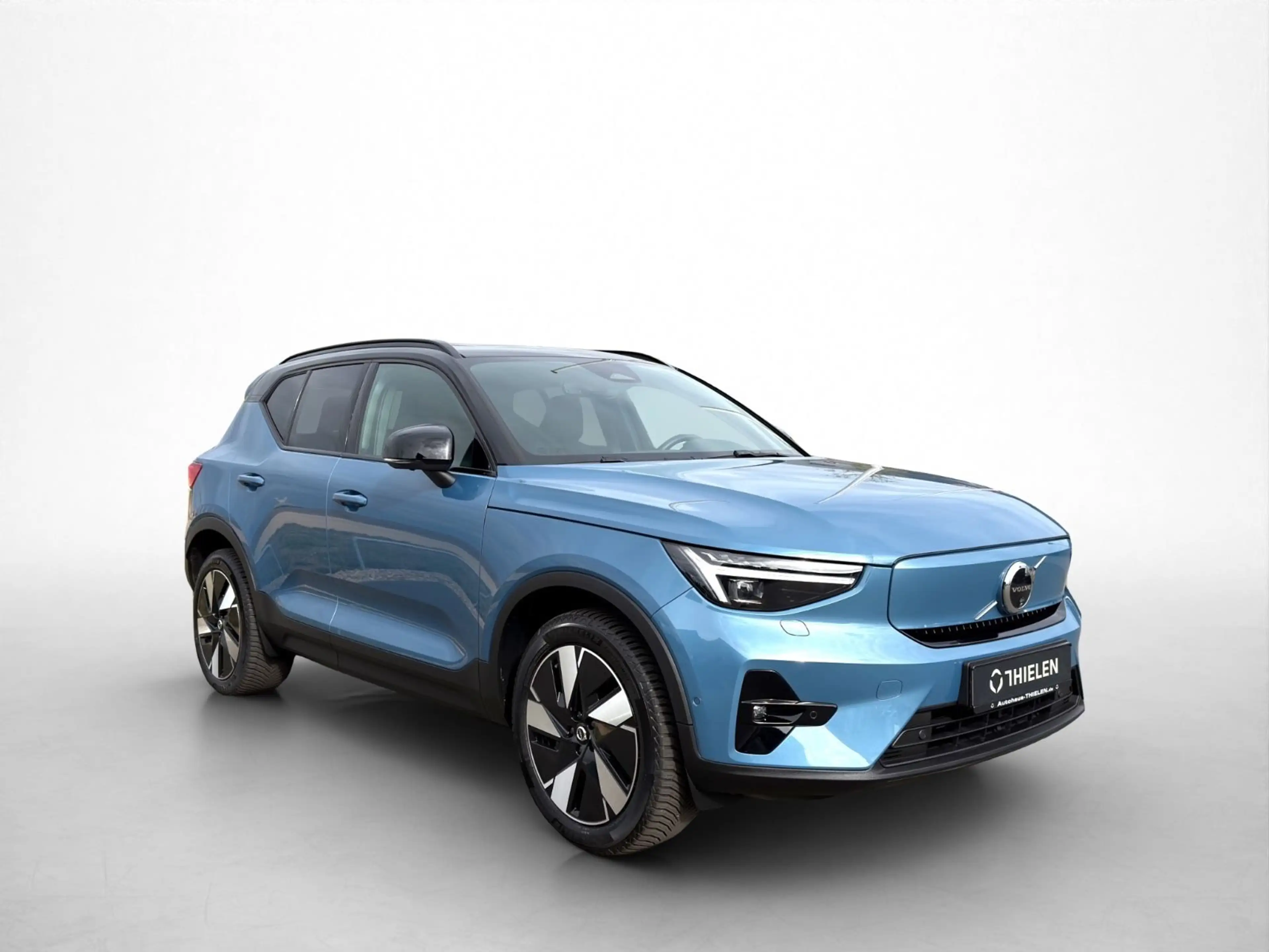Volvo XC40 Ultimate Extended Range Pure/Pano/360/Pixel — photo 8