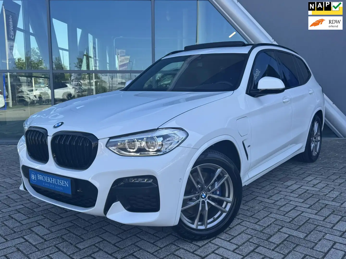 BMW X3 XDrive30e Plug In Hybrid High Executive M-Sport 29 Wit - 1