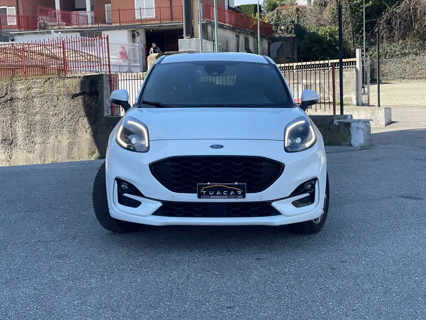 Ford Puma 1.0 ecoboost hybrid ST-Line 125cv FULL OPTIONAL Bílá - 2