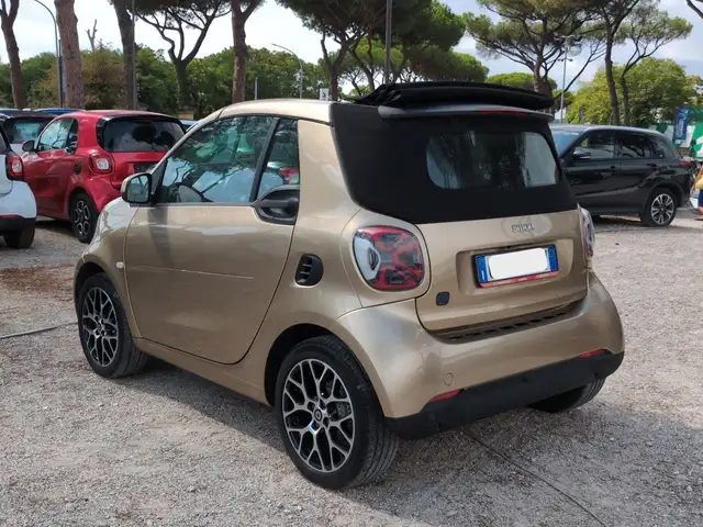 Smart Fortwo view 3
