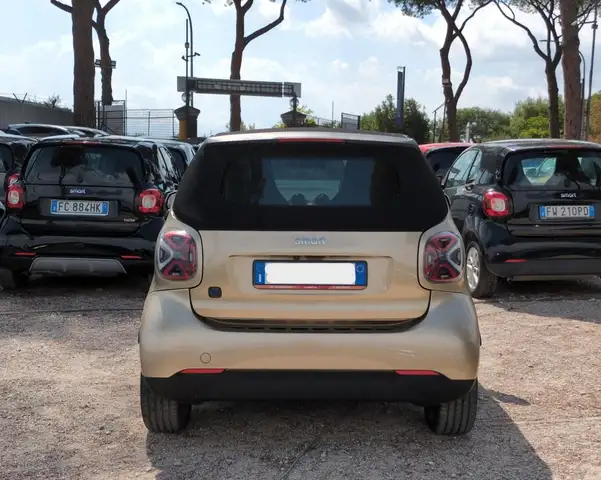Smart Fortwo view 11