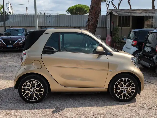 Smart Fortwo view 9