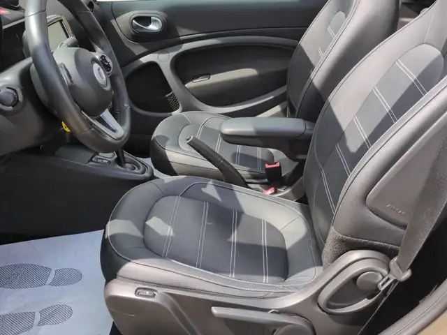 Smart Fortwo view 8