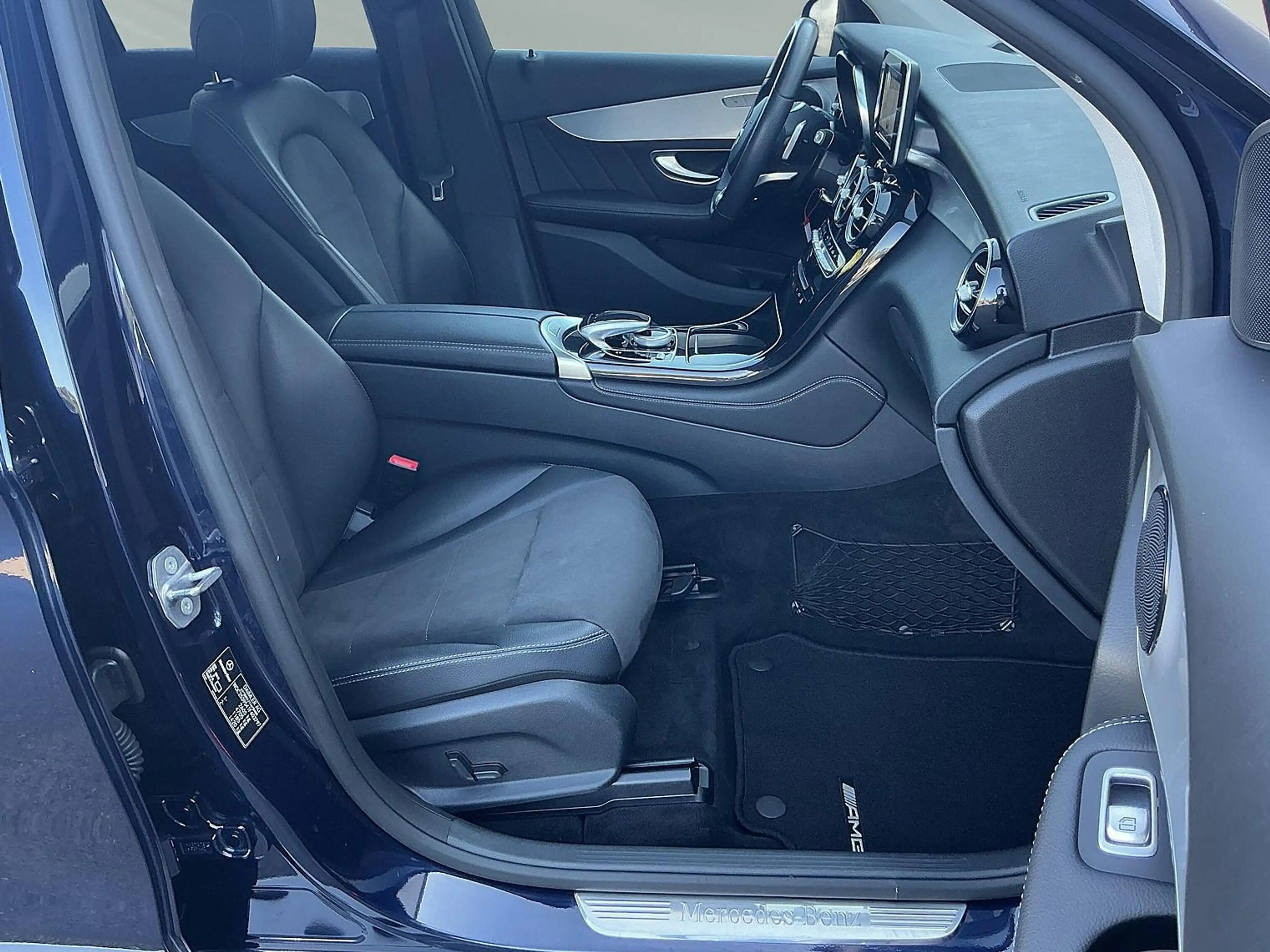 Mercedes-Benz GLC 350 e AUT 4x4 Exclusive LED PANO Apple&Andro — photo 10