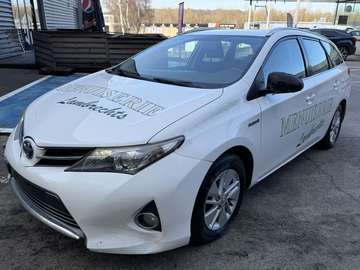 Auris SW HEV 1.8i HSD Comfort CVT
