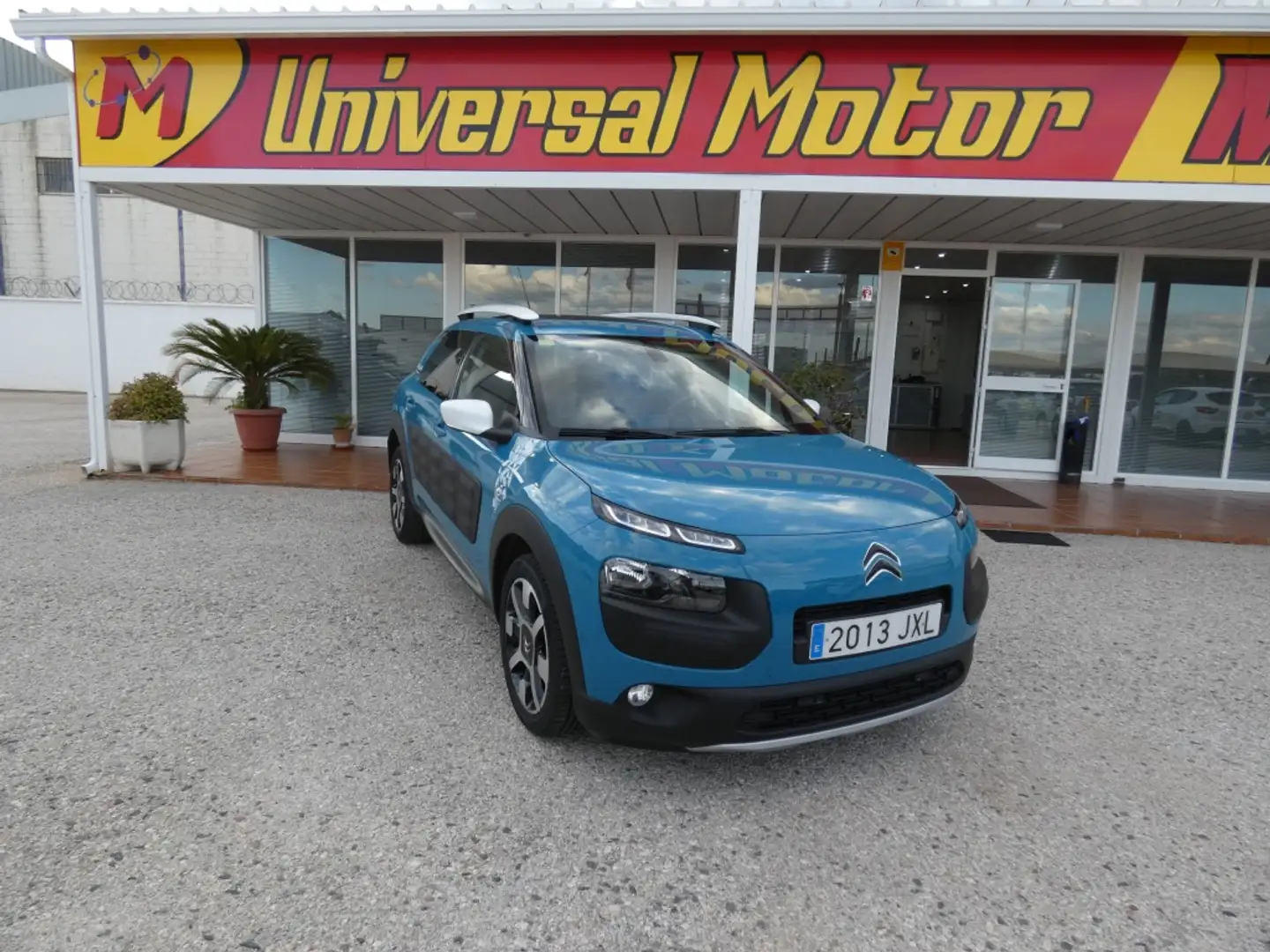 Citroen C4 Cactus 1.2 PureTech S&S Rip Curl 110 Azul - 1
