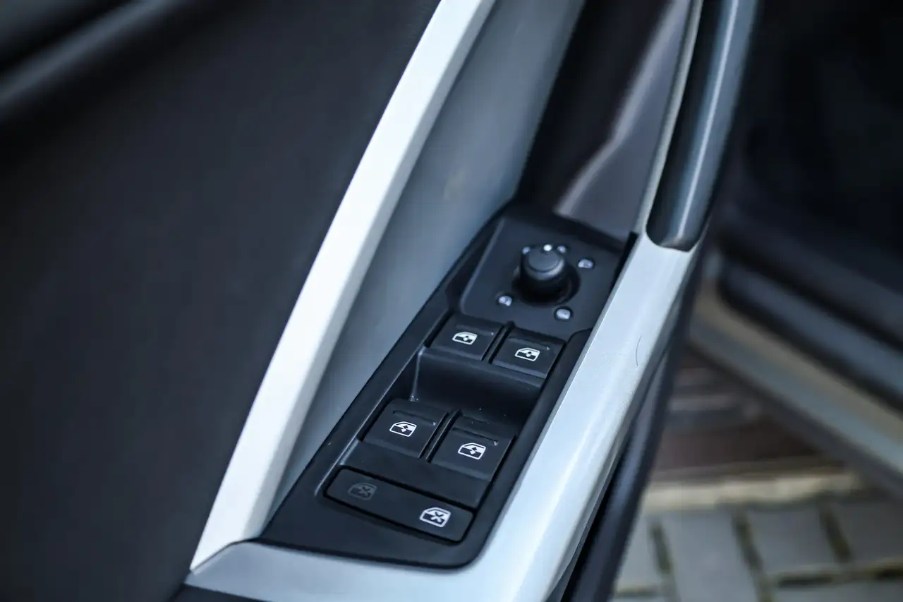 Audi Q3 PHEV 45 TFSIe Attraction S tron.(180 kW), миниатюра 13