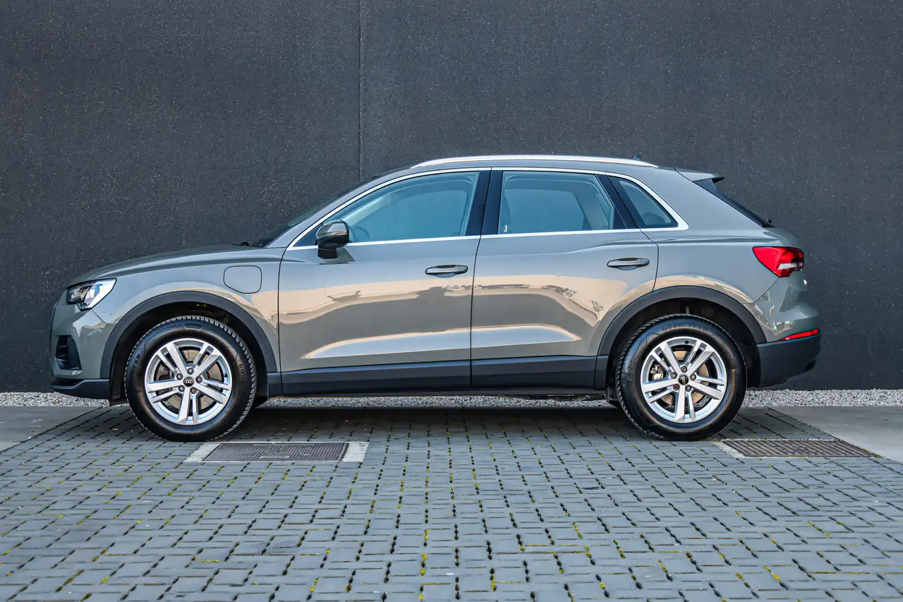 Audi Q3 PHEV 45 TFSIe Attraction S tron.(180 kW), миниатюра 7