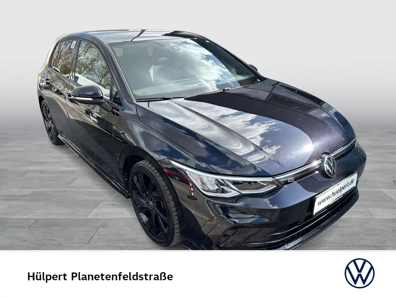 Volkswagen Golf VIII 2.0 R-LINE HARMAN KARDON CAM ACC LM18 6