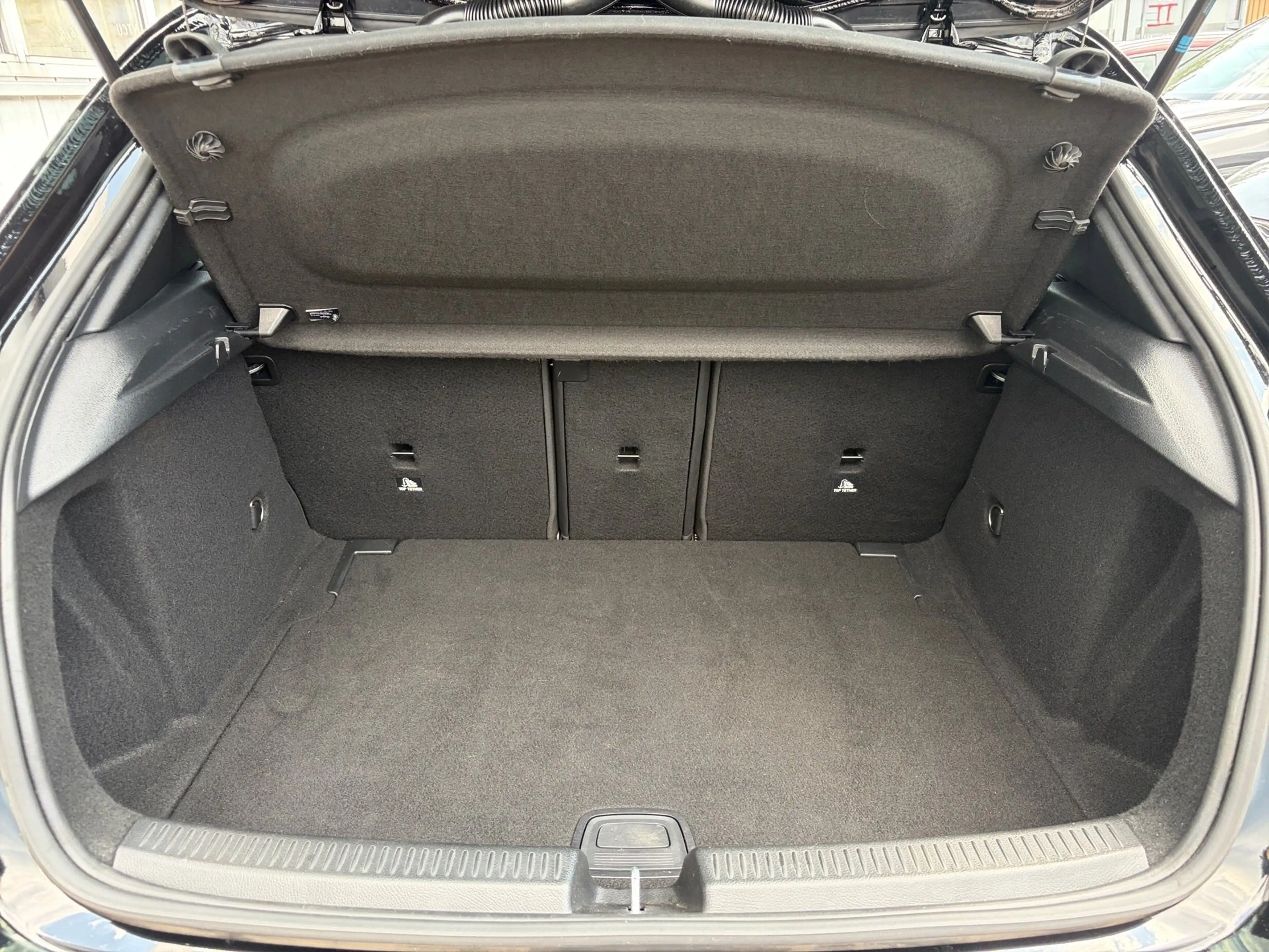 Mercedes-Benz A 180 1,3L Progressive — photo 12