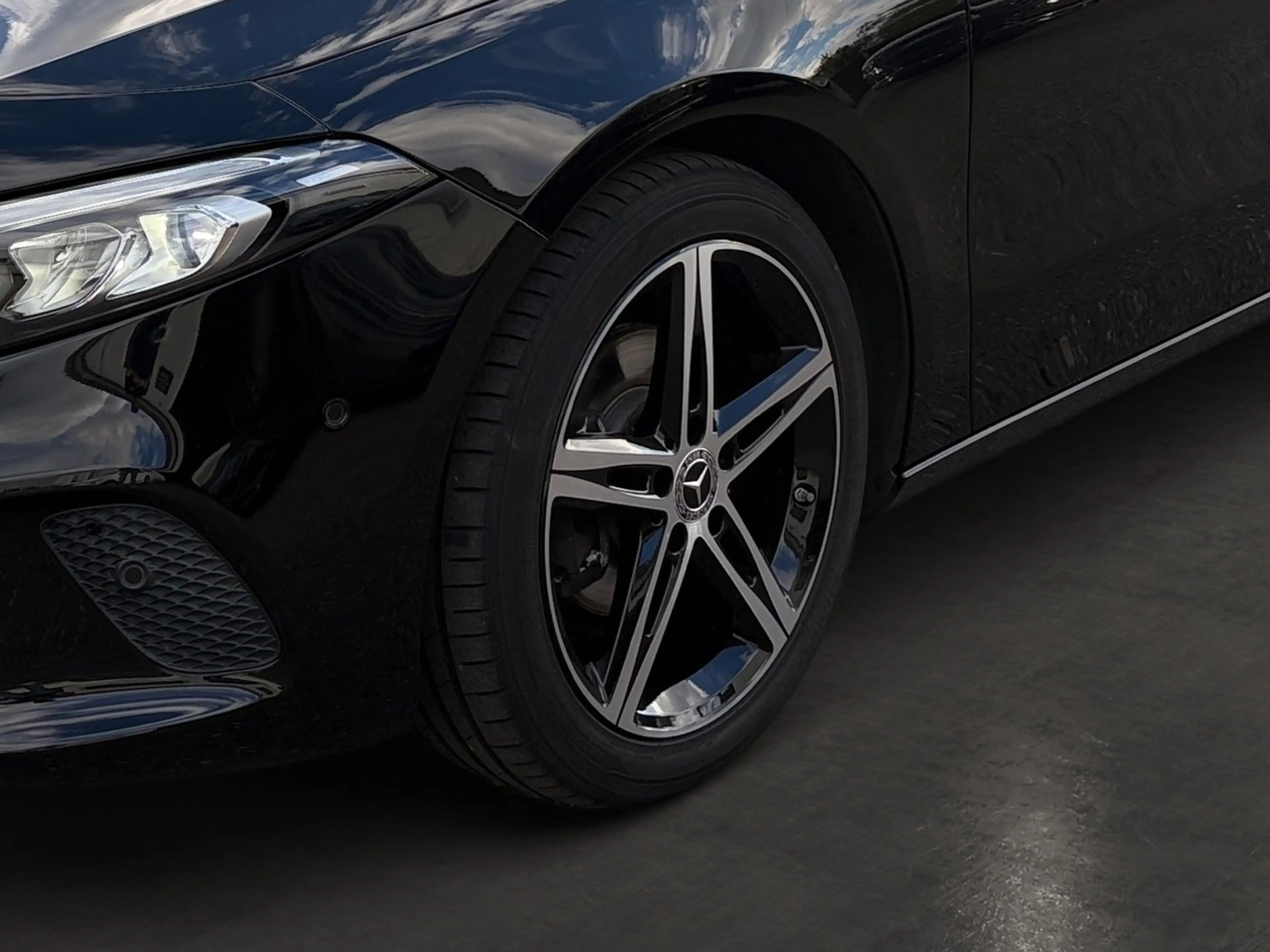 Mercedes-Benz A 180 1,3L Progressive — photo 6