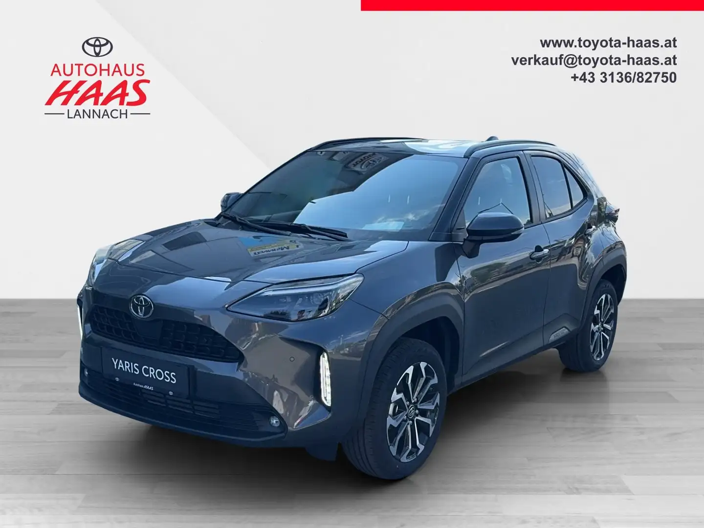 Toyota Yaris Cross 1,5 VVT-i Hybrid Active Drive Aut. Grijs - 1