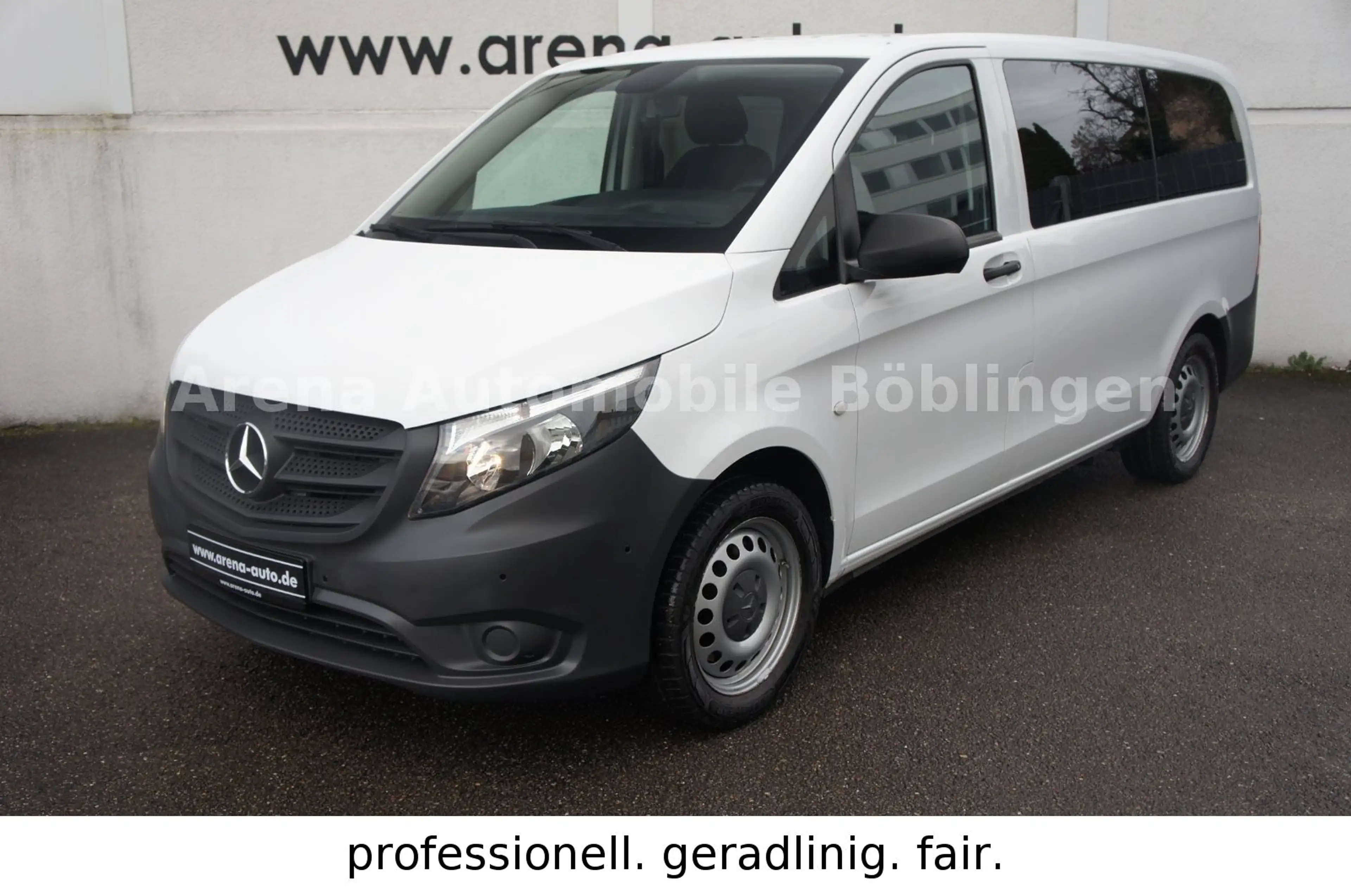 Mercedes-Benz Vito Tourer 119CDI lang Automatik*AHK*8-SITZER* — photo 3